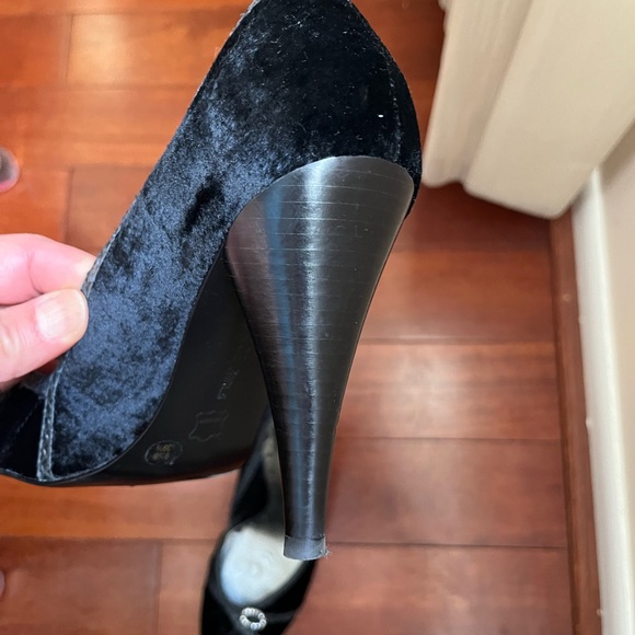 Beautiful and elegant shoes. - Picture 14 of 15